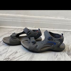 Boys Sandals size 5